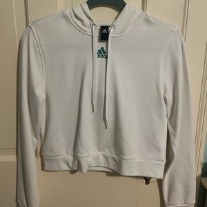 Cropped Adidas Sweatshirt